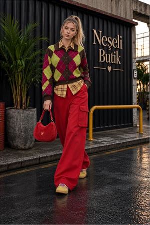 Neşeli butik kadın kırmızı kolej tarzı baklava desenli düğmeli triko hırka NBHT06