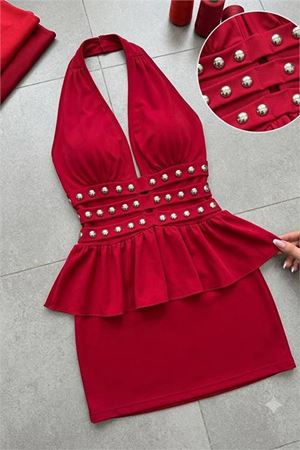 Neşeli butik kadın kırmızı halter yaka taş detaylı mini boy dalgış kumaş peplum elbise NBDF265