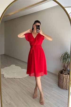 Neşeli butik kadın v yaka kuşaklı mini şifon elbise NM007