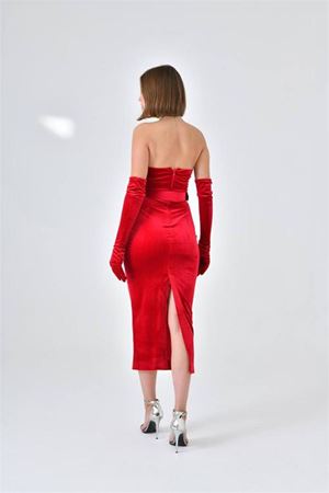 Neşeli butik kadın straplez eldivenli fransız kadife abiye elbise NBS9334
