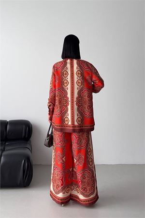 Neşeli butik kadın kırmızı etnik desenli tasarım gömlek pantolon takım NBMS26120