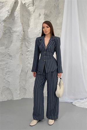 Neşeli butik kadın lacivert şerit desenli bel bağlamalı blazer ceket pantolon takım --- NBNP030