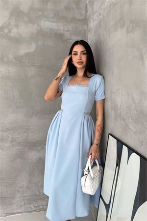 Neşeli butik kadın mavi kare yaka taş detaylı etek drapeli midi boy elbise ---- NBK4621