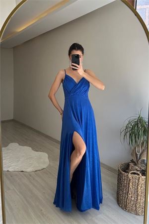 Neşeli butik kadın ışıltılı askılı yırtmaç detayı şifon abiye elbise NM002
