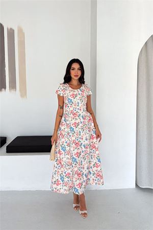 Neşeli butik kadın pembe yuvarlak yaka çiçekli midi boy bel bağlamalı elbise NBK4616