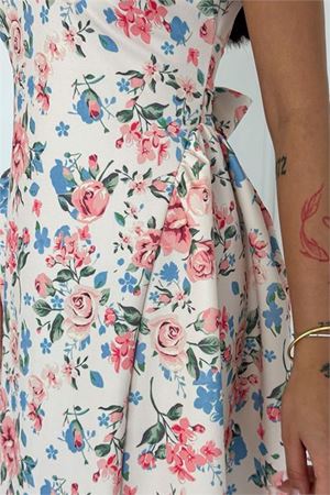 Neşeli butik kadın pembe yuvarlak yaka çiçekli midi boy bel bağlamalı elbise NBK4616