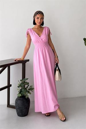 Neşeli butik kadın pembe bel lastikli kruvaze yaka omuz bağlama detaylı tam boy elbise NBG133