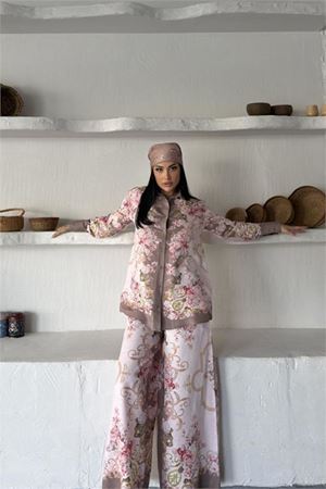 Neşeli butik kadın pembe çiçek desenli ithal kumaş tasarım gömlek pantolon takım NBMS2686