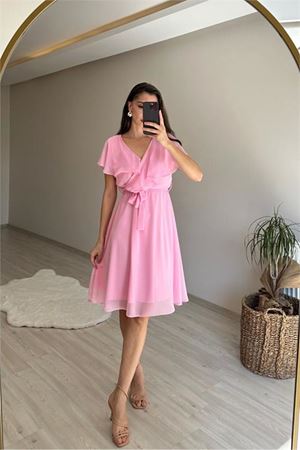 Neşeli butik kadın v yaka kuşaklı mini şifon elbise NM007