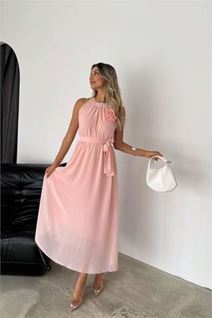 Neşeli butik kadın gül broş detaylı uzun şifon elbise NBK2144