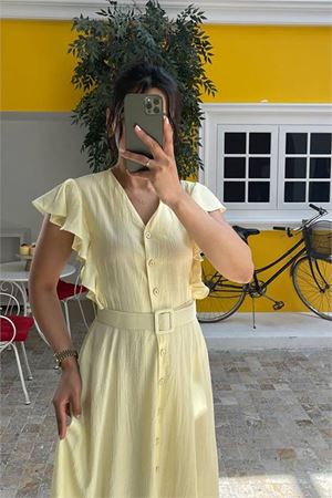 Neşeli butik kadın sarı fırfır detaylı midi elbise NBMY3739