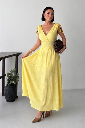 Neşeli butik kadın sarı bel lastikli kruvaze yaka omuz bağlama detaylı tam boy elbise NBG133