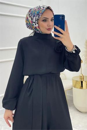 Neşeli butik kadın krep kuşaklı gül detaylı salaş tulum NMS003