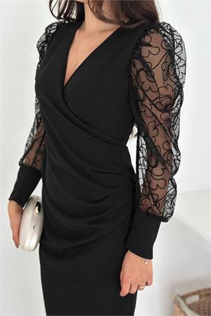 Neşeli butik kadın siyah kol tül detaylı bel drapeli midi boy örme elbise NBK4375
