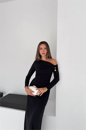 Neşeli butik kadın siyah tek omuz drapeli midi boy tokalı elbise NBK5020