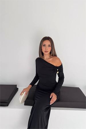 Neşeli butik kadın siyah tek omuz drapeli midi boy tokalı elbise NBK5020