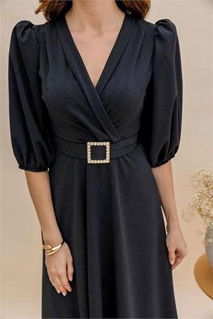Neşeli butik kadın kemerli kruvaze yaka midi boy elbise NBMY001