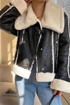 Neşeli butik kadın siyah peluş detaylı süet kaban NBMS23175