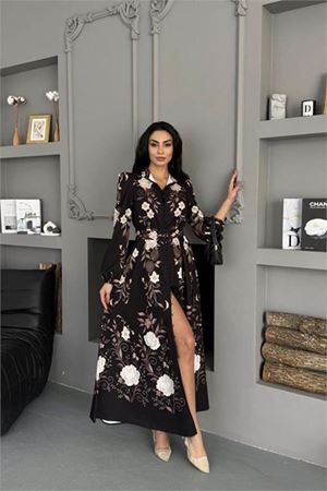 Neşeli butik kadın siyah büyük çiçek desenli tam boy düğmeli ithal kumaş tasarım elbise NBMS25107