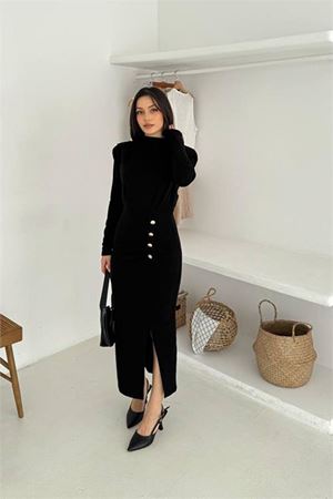 Neşeli butik kadın vatkalı düğme detaylı drapeli tam boy yırtmaçlı elbise NBK4369