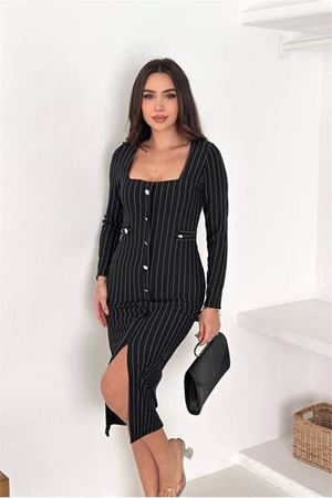 Neşeli butik kadın çizgili desen kare yaka midi boy düğme detaylı elbise NBK069
