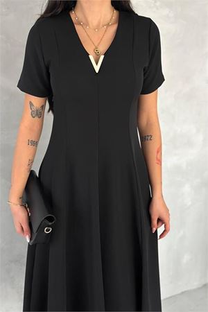 Neşeli butik kadın esnek V-yaka midi boy astarsız elbise NBK4179