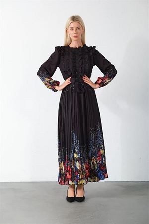 Neşeli butik kadın beyaz kuşaklı tasarım elbise NBMS42156