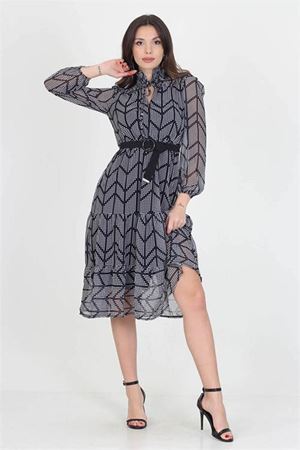 Neşeli butik kadın puantiyeli omuz ve yakası gipeli midi boy kemerli şifon elbise NB0005