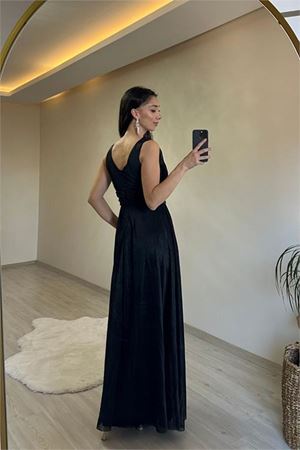 Neşeli butik kadın drapeli ışıltılı kalın askılı abiye elbise NM003