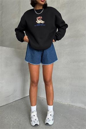 Neşeli butik kadın siyah içi pamuklu nakış detaylı sweat NBG035