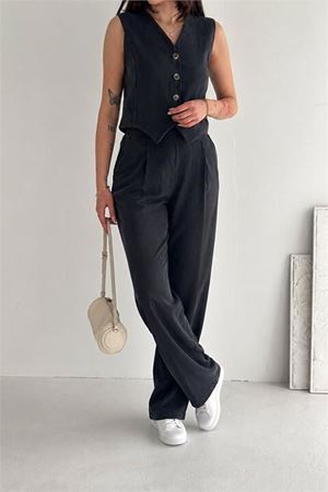 Neşeli butik kadın siyah düğme detaylı tensel kumaş yelek geniş paça pantolon takım NBRW6039