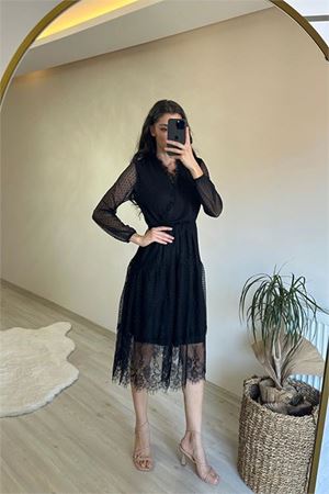 Neşeli butik kadın kruvaze yaka dantelli tül elbise NM010