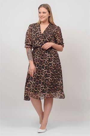 Neşeli butik kadın kruvaze yaka midi boy büyük beden leopar Desenli şifon elbise NB80622