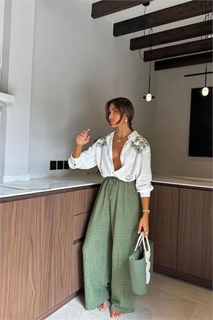 Neşeli butik kadın nakış detaylı gömlek pantolon ikili keten takım NBEMP2514