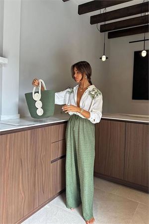 Neşeli butik kadın nakış detaylı gömlek pantolon ikili keten takım NBEMP2514