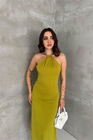 Neşeli butik kadın yeşil sırt dekolteli metal yaka midi elbise NBK4543