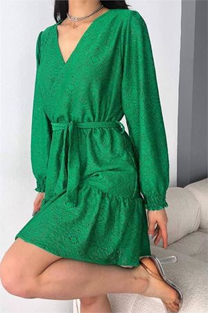 Neşeli butik kadın yeşil kruvaze kuşaklı mini elbise NBK2026