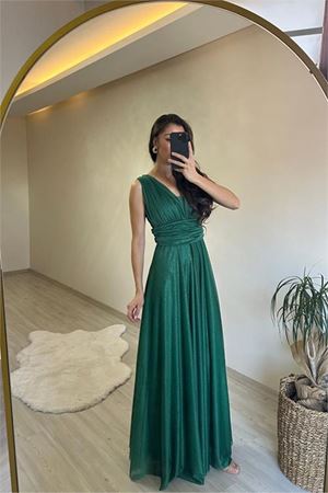 Neşeli butik kadın drapeli ışıltılı kalın askılı abiye elbise NM003