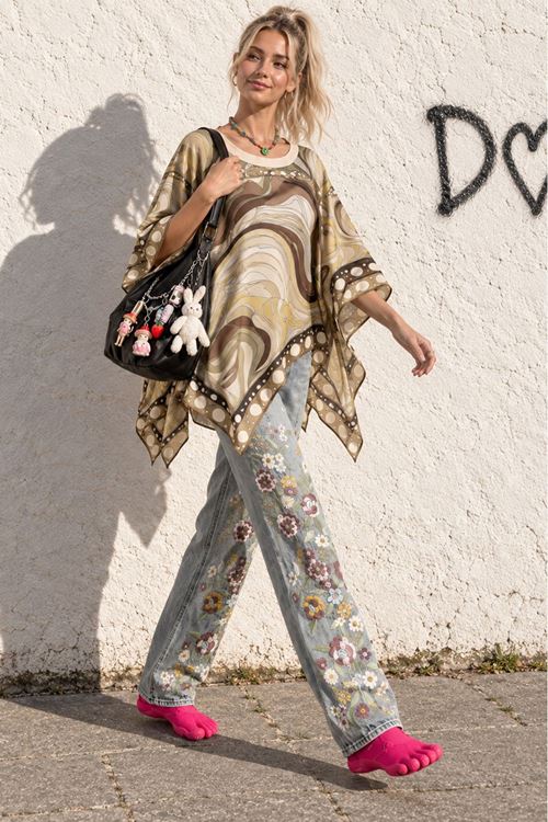 Kadın bej etnik desenli oversize bluz DKHF045