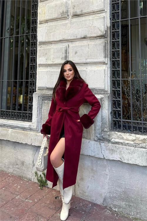 kadın bordo bilek ve yaka kürk detaylı tam boy kaşe kaban NBSTR1033