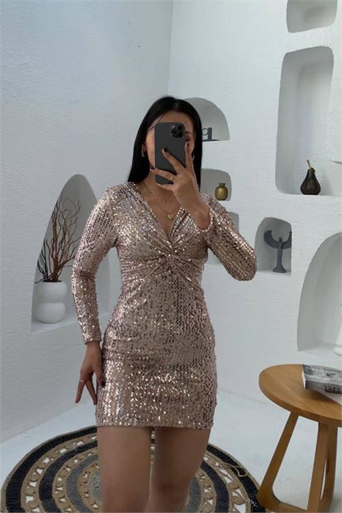 kadın ışıltılı uzun kollu pul payet v yaka mini elbise NBMY3649