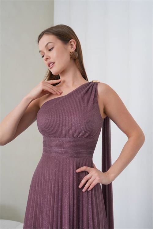 kadın gül kurusu tek omuz tokalı drape detaylı ışıltılı tül kumaş abiye elbise NBS9388