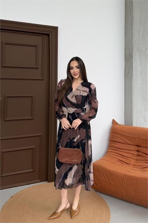 kadın kahverengi beli kemerli piliseli şifon astarlı midi boy elbise NBELB03