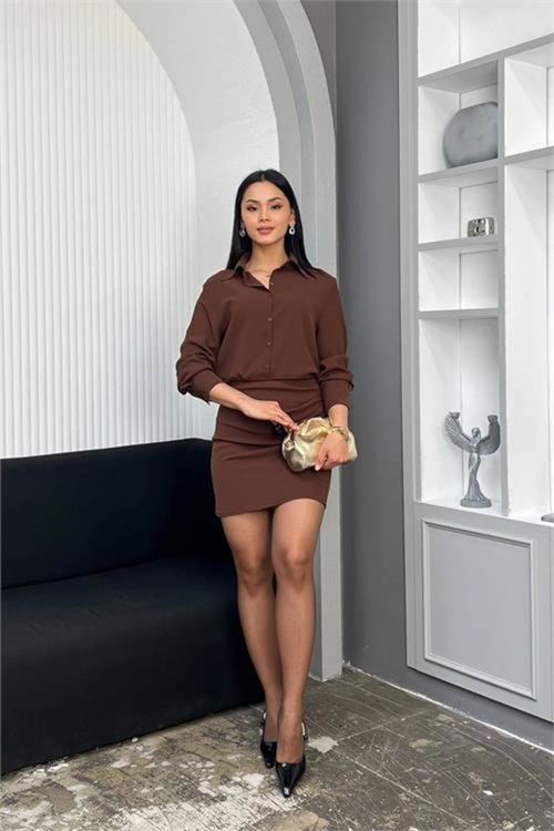 kadın kahverengi gömlek yaka eteği drapeli mini boy düğme detaylı elbise NBMY3869