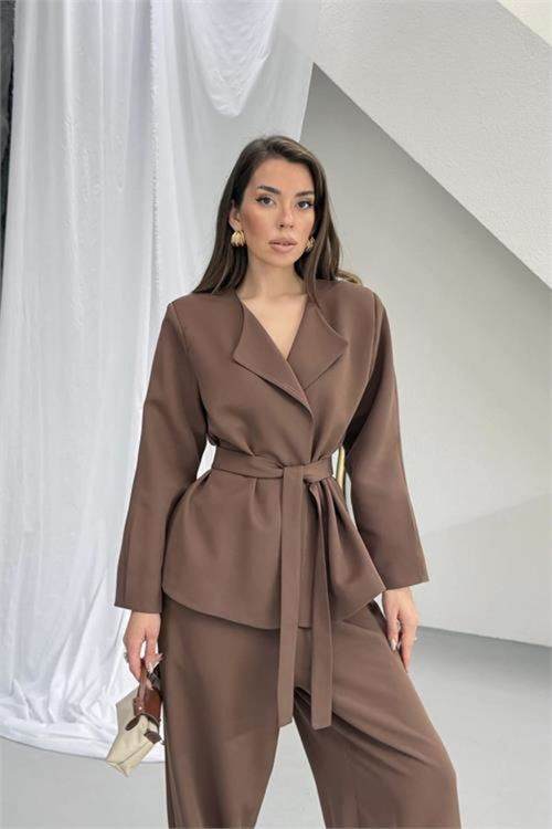 kadın kahverengi kuşak detaylı oversize şalvar pantolon blazer ceket takım NBNP023