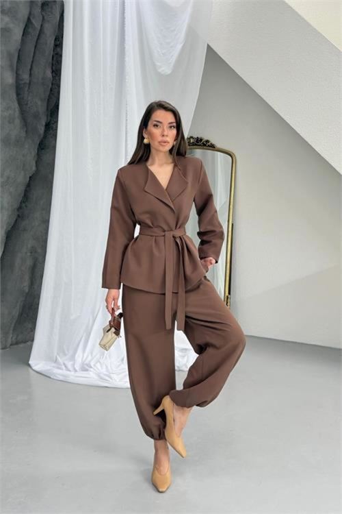 kadın kahverengi kuşak detaylı oversize şalvar pantolon blazer ceket takım NBNP023