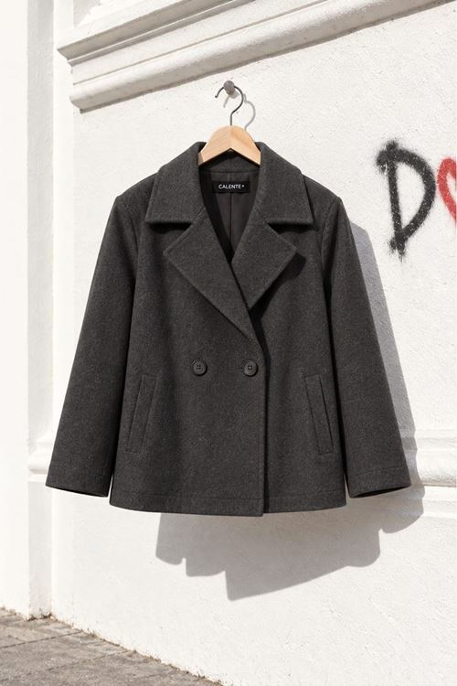 Kadın Gri Kruvaze Yaka Düğmeli Oversize Kısa Kaşe Kaban CLT042