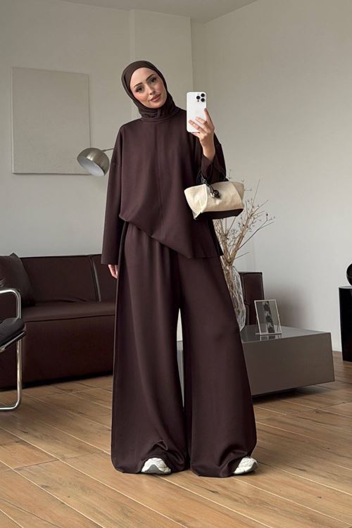Kadın kahverengi tesettür oversize tunik ve bol paça pantolon ikili takım NMS106