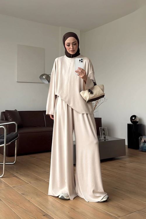 Kadın bej tesettür oversize tunik ve bol paça pantolon ikili takım NMS106
