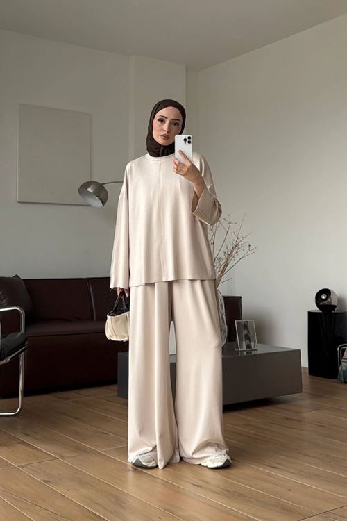 Kadın bej tesettür oversize tunik ve bol paça pantolon ikili takım NMS106